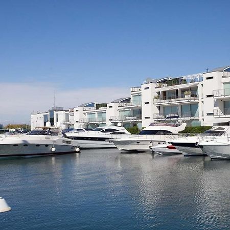 Appartamento "Mare E Relax" A Jesolo Lido - 6 Posti Letto ภายนอก รูปภาพ