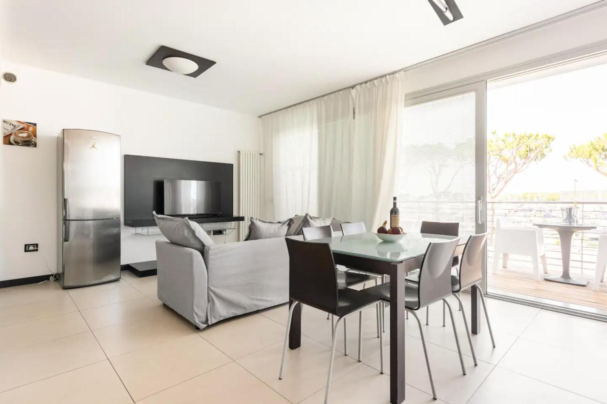 Appartamento "Mare E Relax" A Jesolo Lido - 6 Posti Letto ภายนอก รูปภาพ