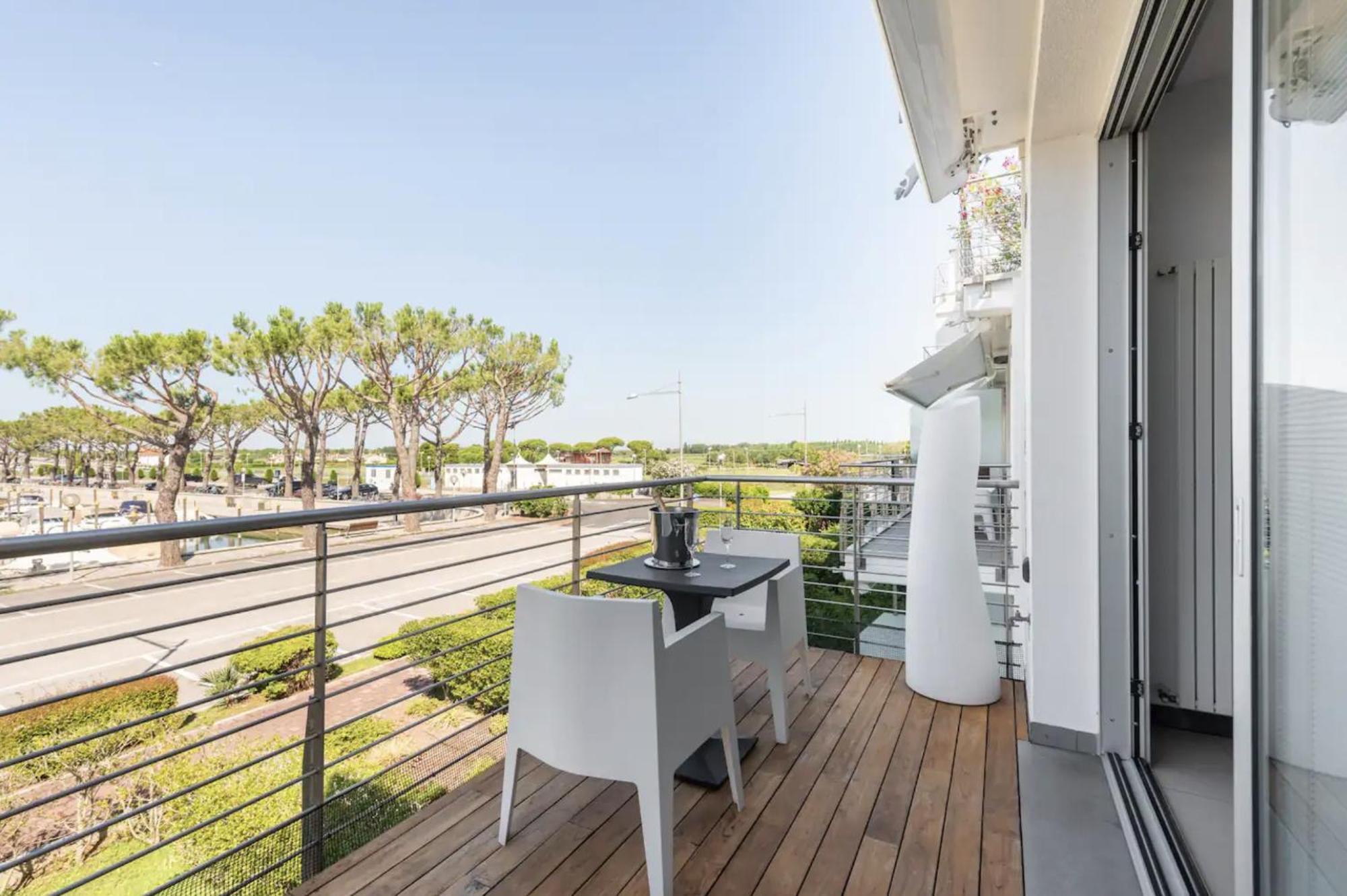 Appartamento "Mare E Relax" A Jesolo Lido - 6 Posti Letto ภายนอก รูปภาพ